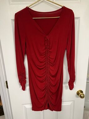 sofia by sofia vergara Red Ruched Long Sleeve V-Neck Dress